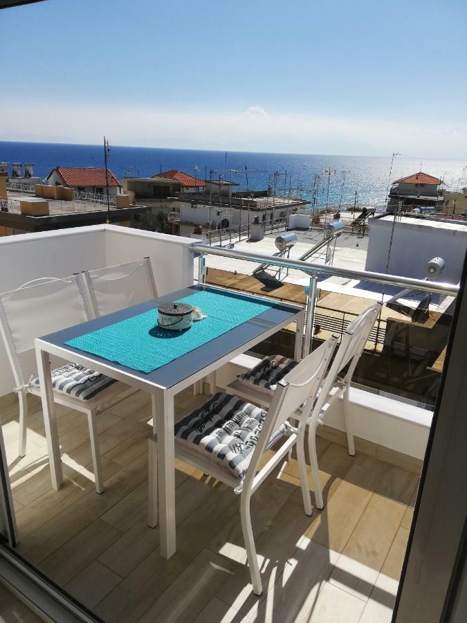 Crystal Blue Apartments Nea Kallikrateia 外观 照片