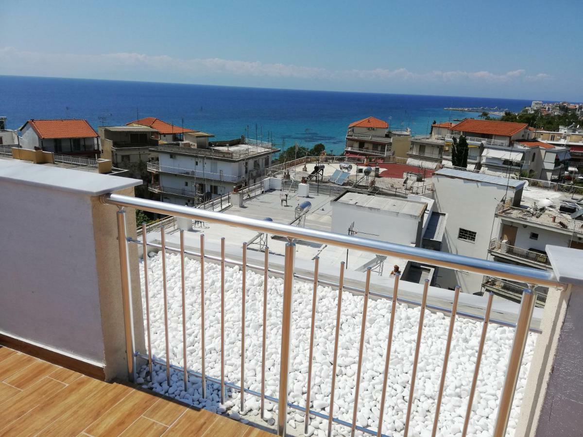 Crystal Blue Apartments Nea Kallikrateia 外观 照片